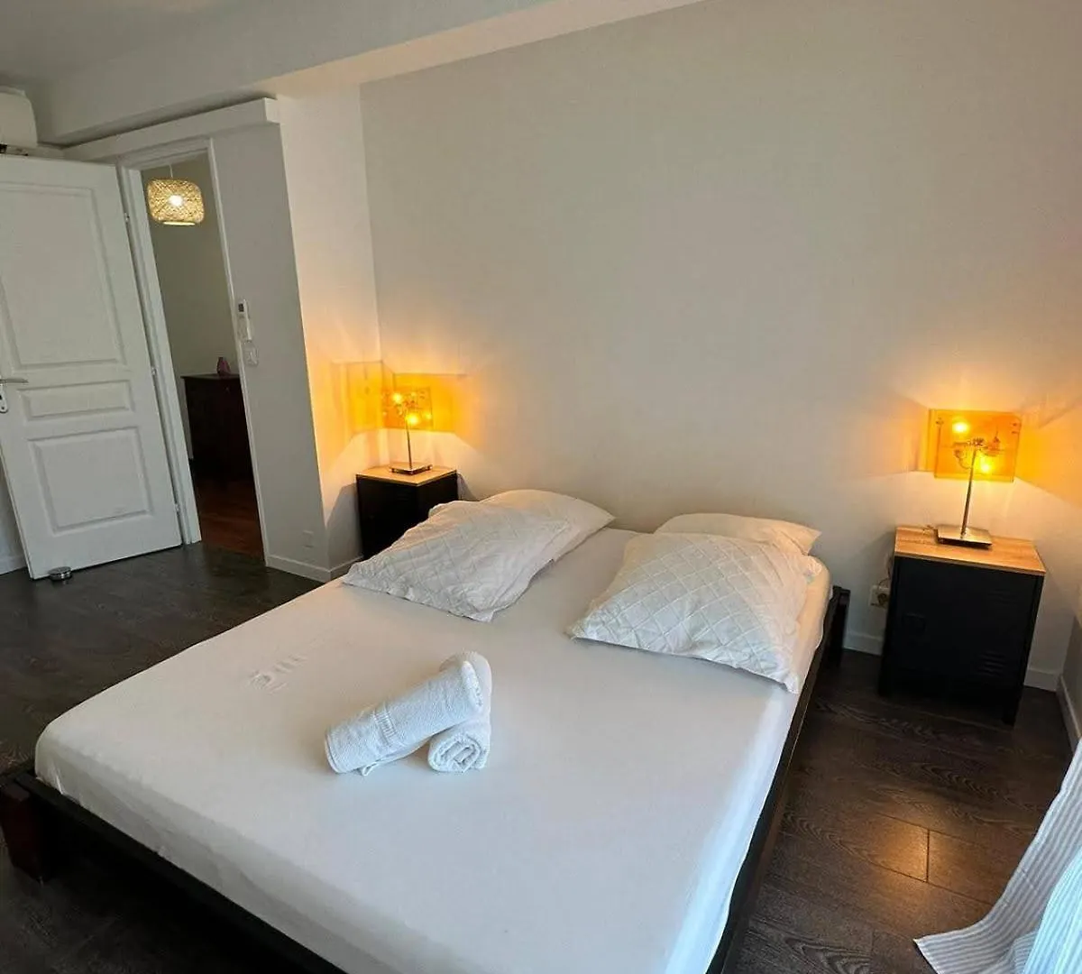 Villa Constance 1 Antibes - Spacieux Duplex Avec Jardin