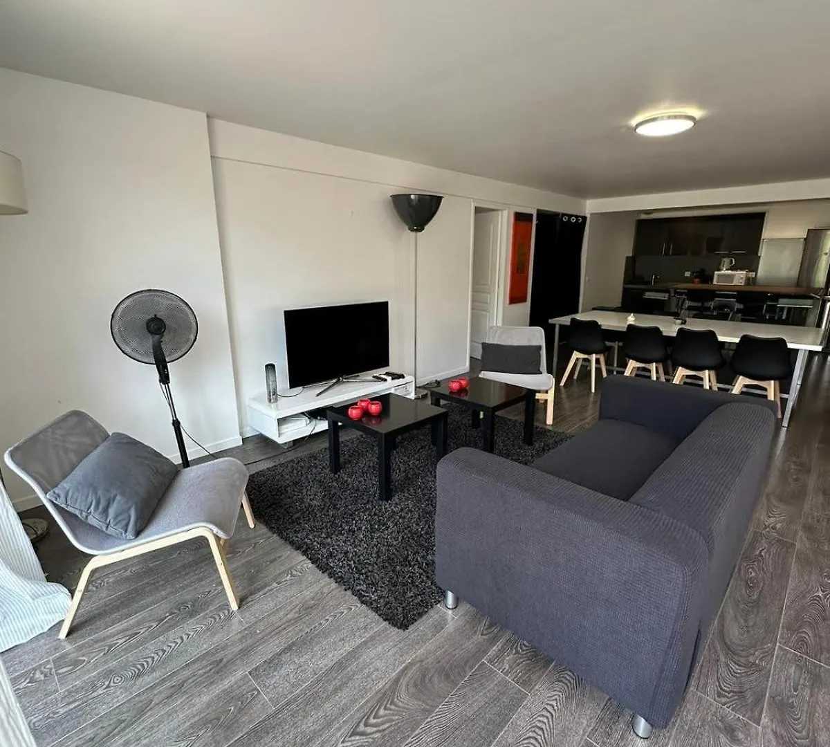 Villa Constance 1 Antibes - Spacieux Duplex Avec Jardin 0*,  France
